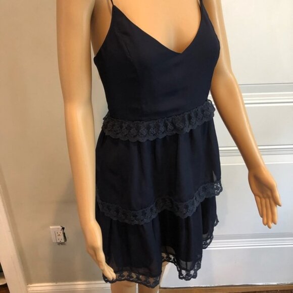 Super Cute Layered Sleeveless Dress NWOT - Picture 7 of 9